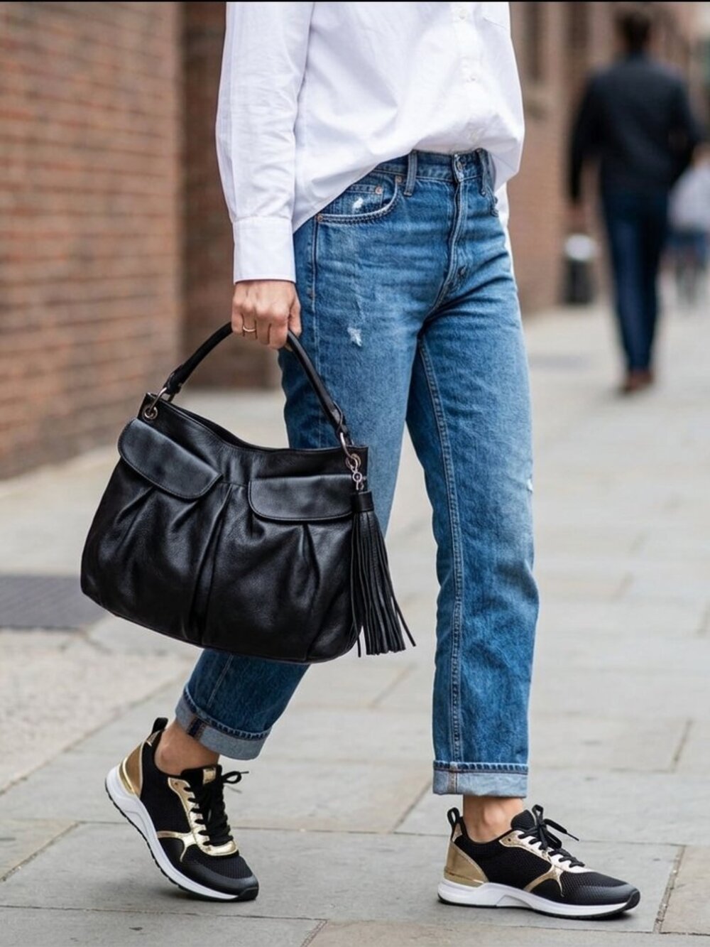 Tommy Hilfiger Black Leather Women's Bag
